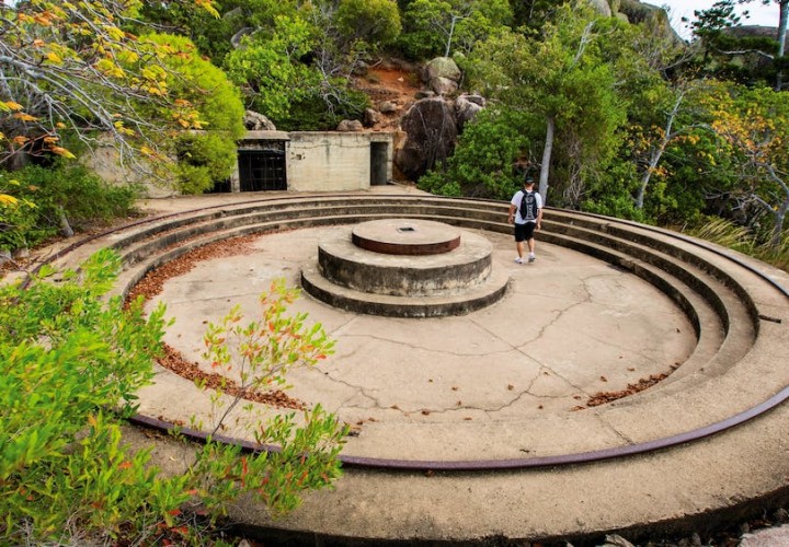 magnetic island forts