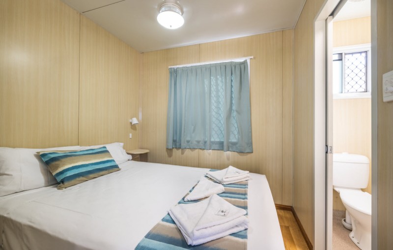 Deluxe Cabin 1200px 04