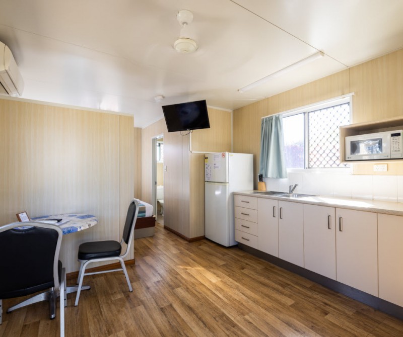 Deluxe Cabin 1200px 09