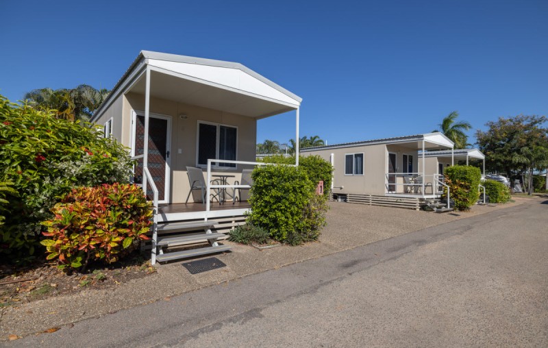 Deluxe Cabin 1200px 11