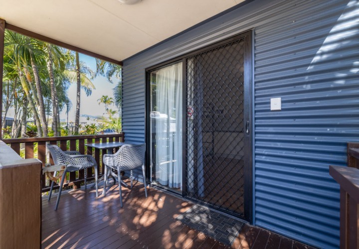 Pet Friendly Twin Villa 1200px 02