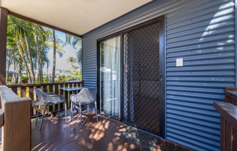 Pet Friendly Twin Villa 1200px 02