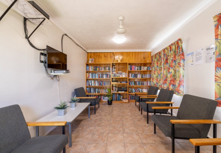 TV Library Room 1200px 00